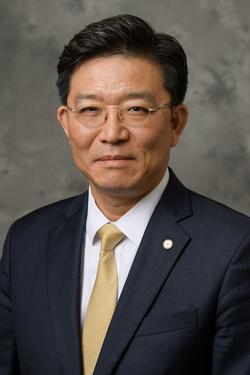 Seungjin Kim
